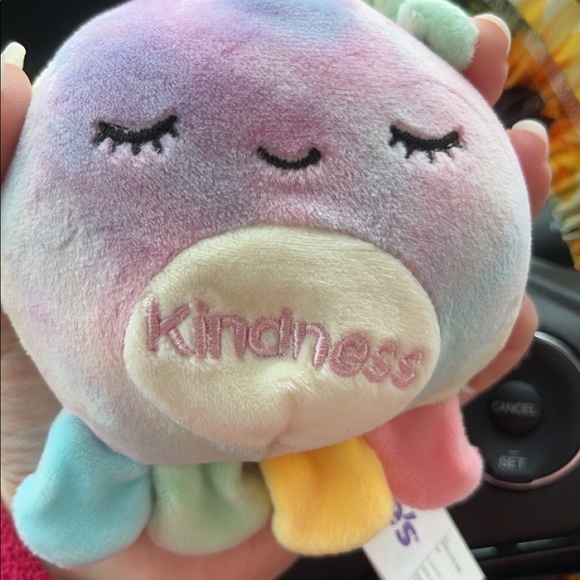 Meet your Posher, Emily - Picture 1 of 1